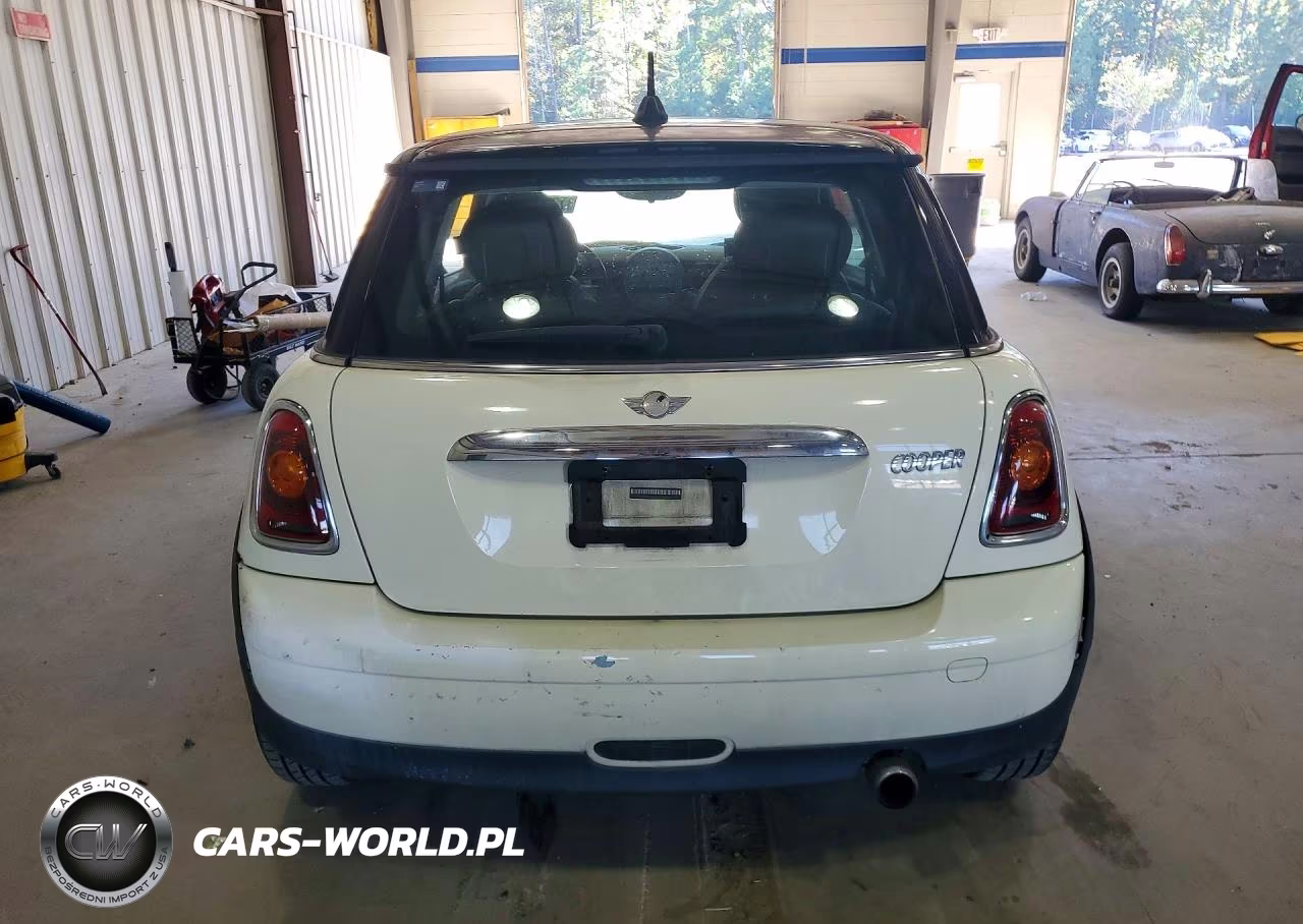 2010 Mini Cooper VIN:WMWMF3C51ATZ23416 - 6