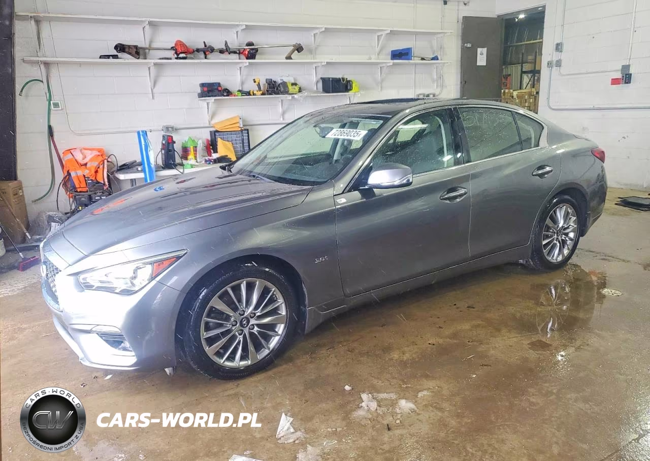 2018 Infiniti Q50 Luxe VIN:JN1EV7AR6JM438080 - 1