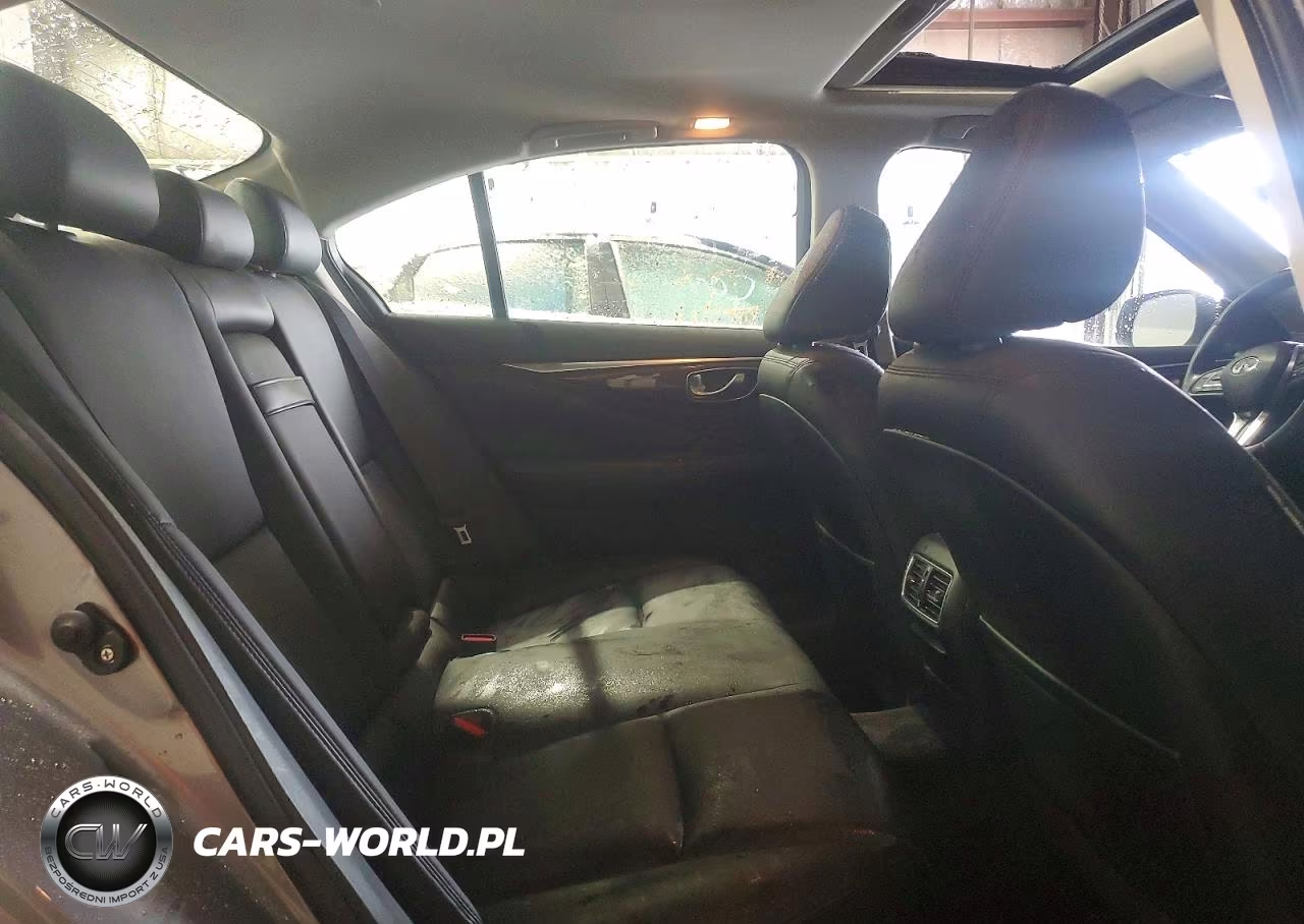 2018 Infiniti Q50 Luxe VIN:JN1EV7AR6JM438080 - 10