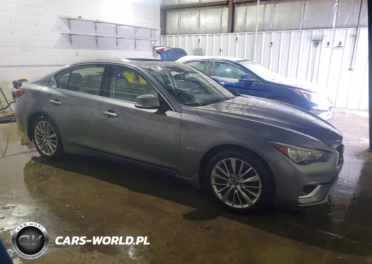 2018 Infiniti Q50 Luxe VIN:JN1EV7AR6JM438080 - 4