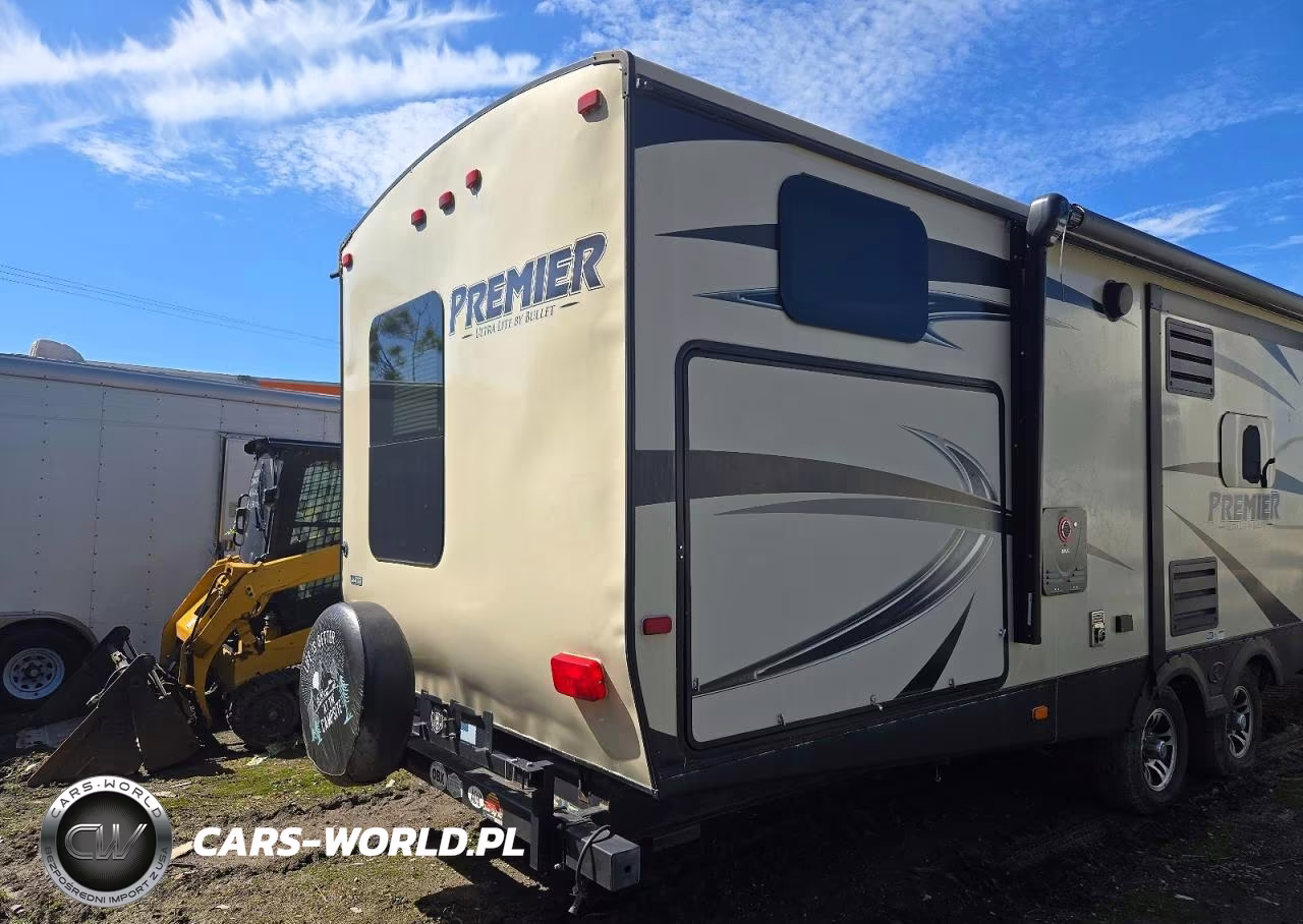 2015 Keystone Premier Camper VIN:4YDT34B28FD424468 - 9