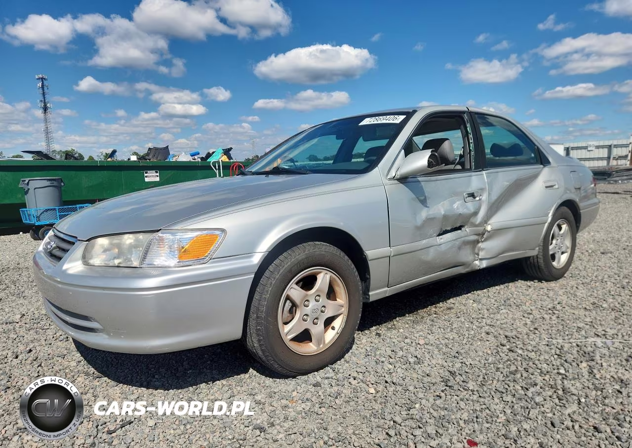 2001 Toyota Camry Le V6 – zdjęcie 1 z 12