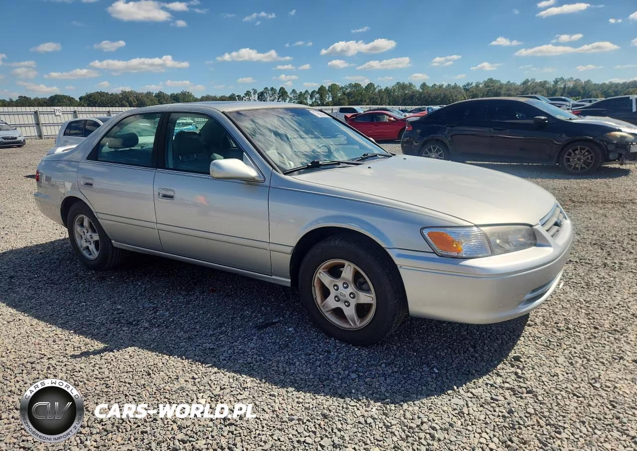 2001 Toyota Camry Le V6 VIN:4T1BF28K41U960727 - 4