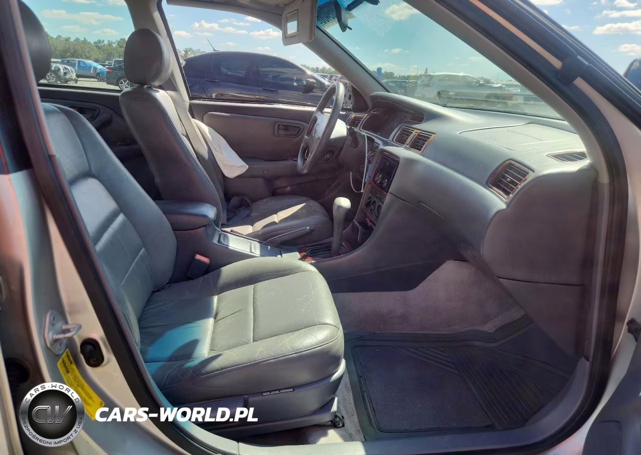 2001 Toyota Camry Le V6 VIN:4T1BF28K41U960727 - 7