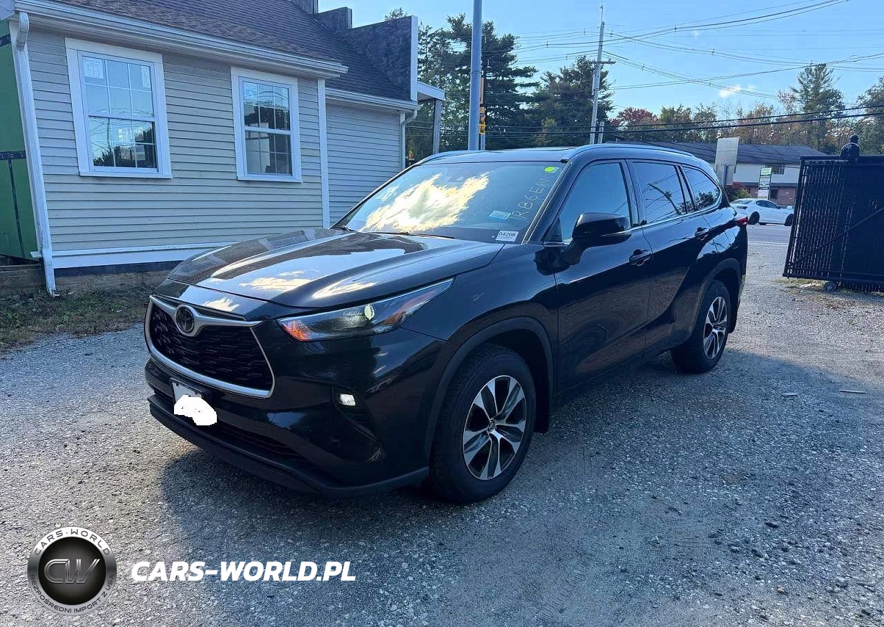 2021 Toyota Highlander Xle VIN:5TDHZRBH9MS059776 - 2