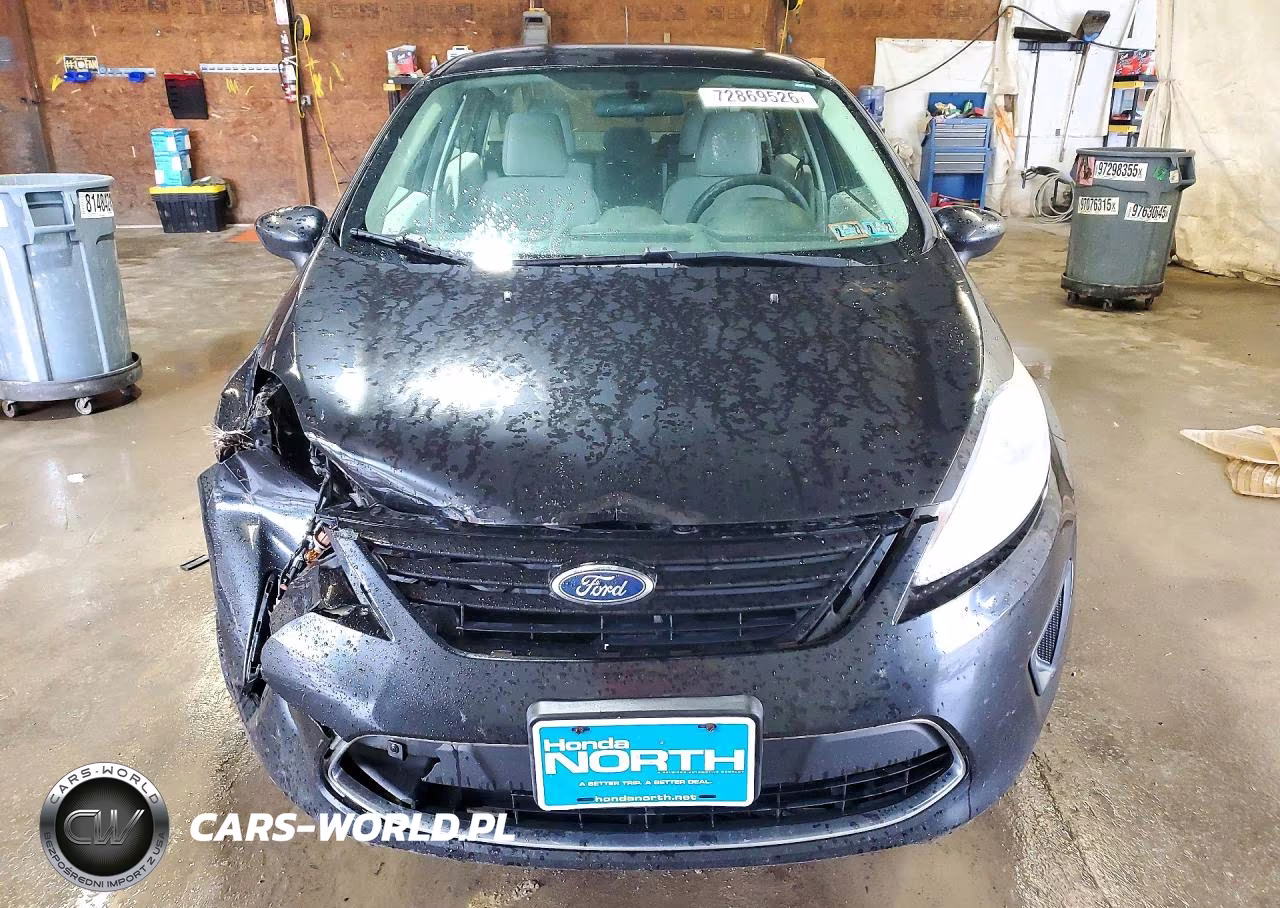 2011 Ford Fiesta S VIN:3FADP4AJXBM204760 - 5