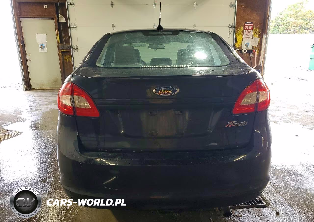 2011 Ford Fiesta S VIN:3FADP4AJXBM204760 - 6