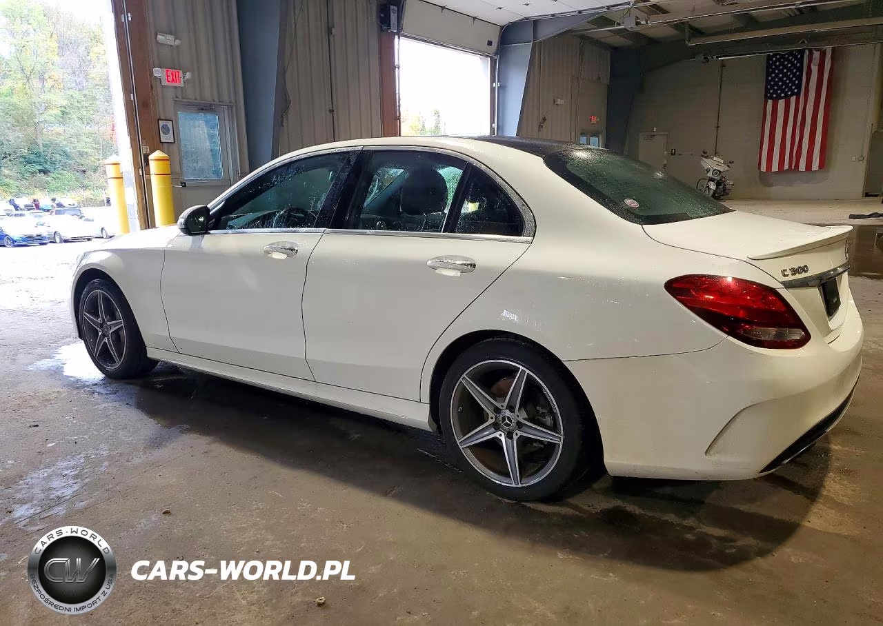 2018 Mercedes-Benz C 300 4Matic VIN:WDDWF4KB0JR386050 - 2