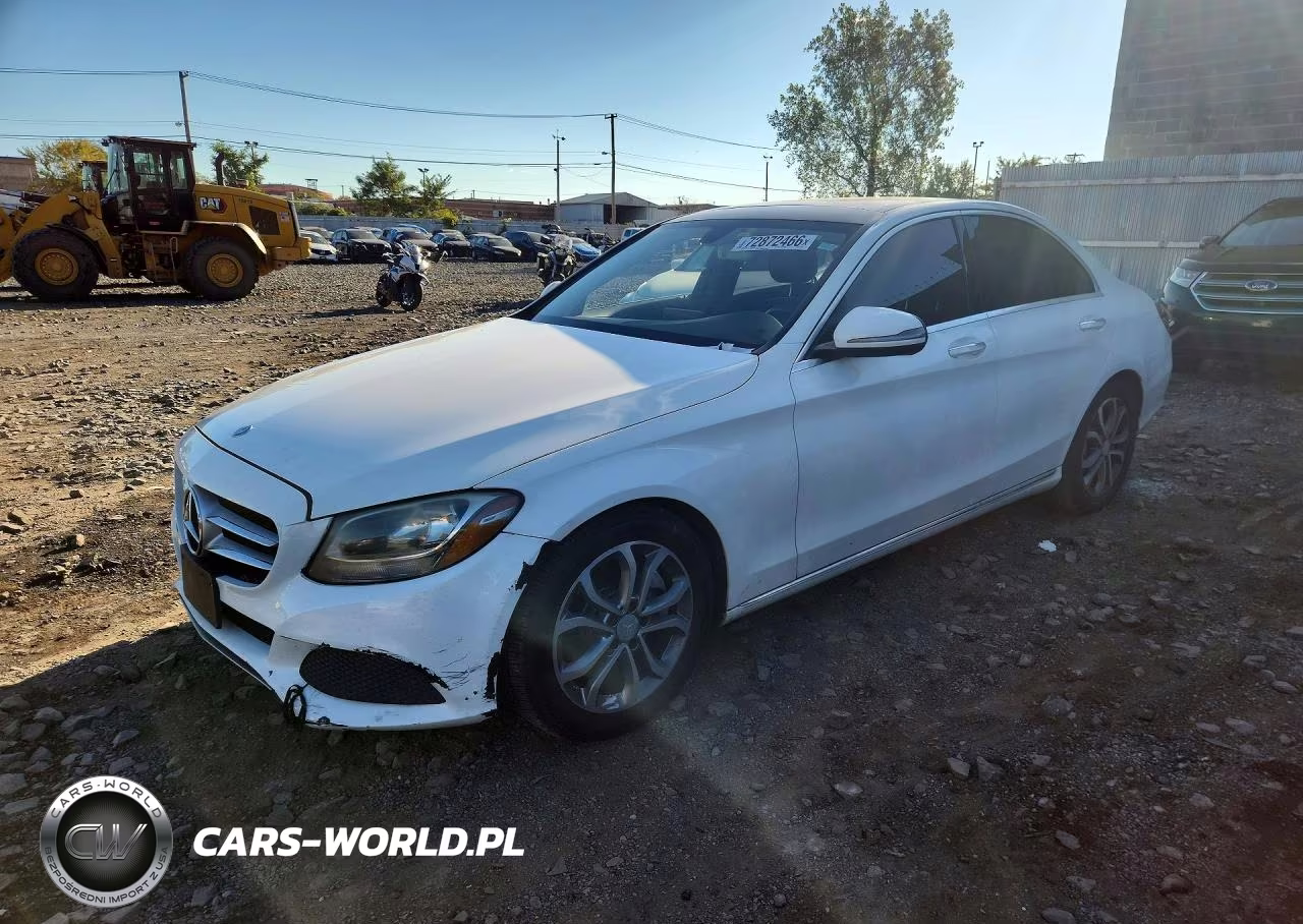 2016 Mercedes-Benz C 300 – zdjęcie 1 z 12