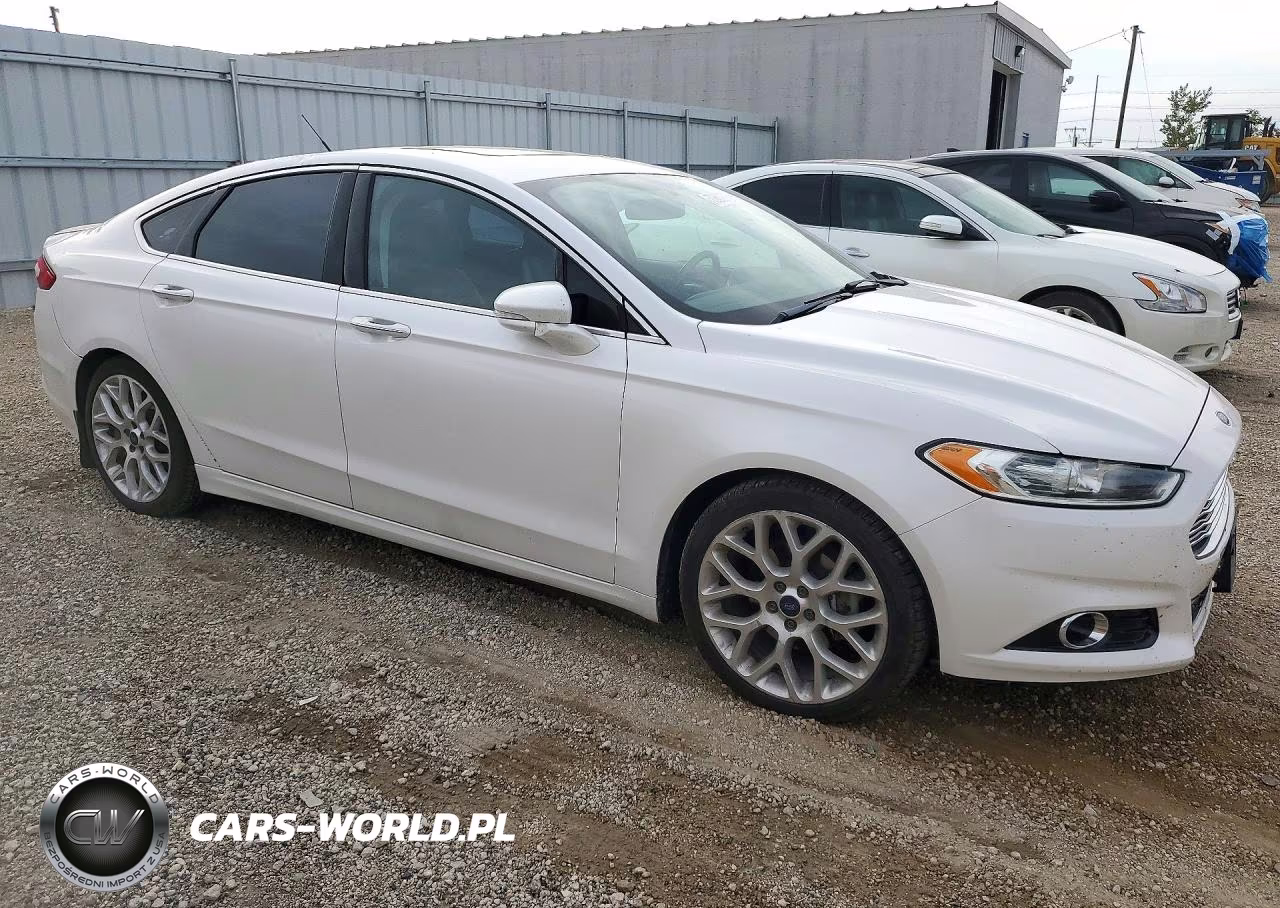 2013 Ford Fusion Titanium VIN:3FA6P0K99DR309916 - 4