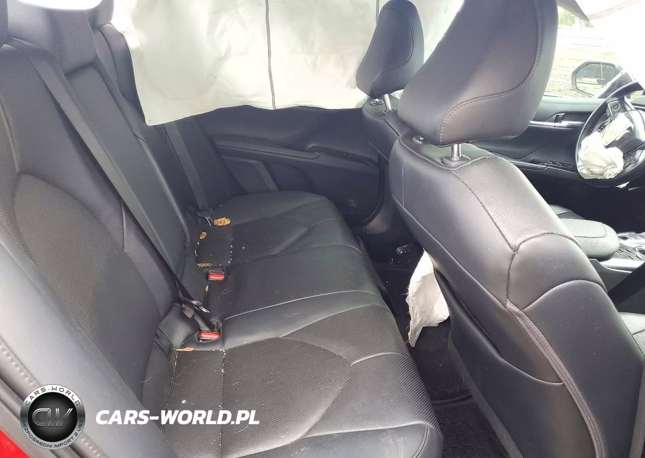 2020 Toyota Camry Xle VIN:4T1F31AK8LU528966 - 10