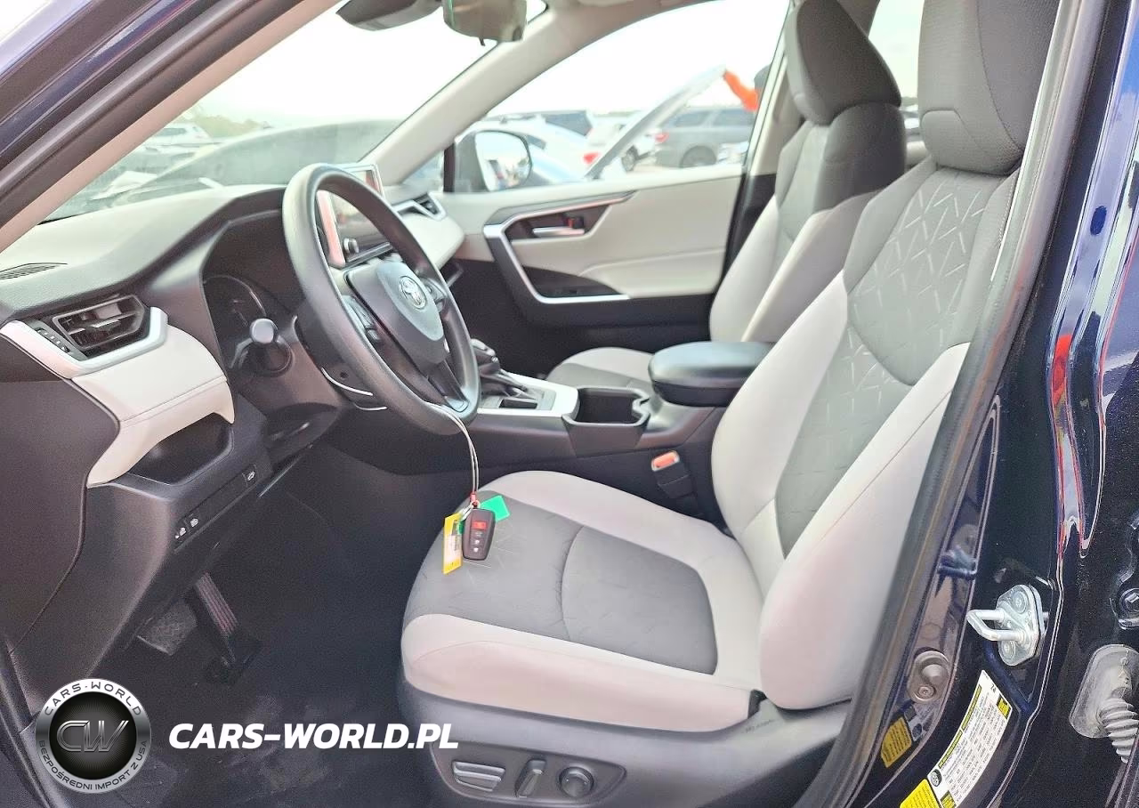 2025 Toyota Rav4 Xle VIN:2T3W1RFV0SW414280 - 7