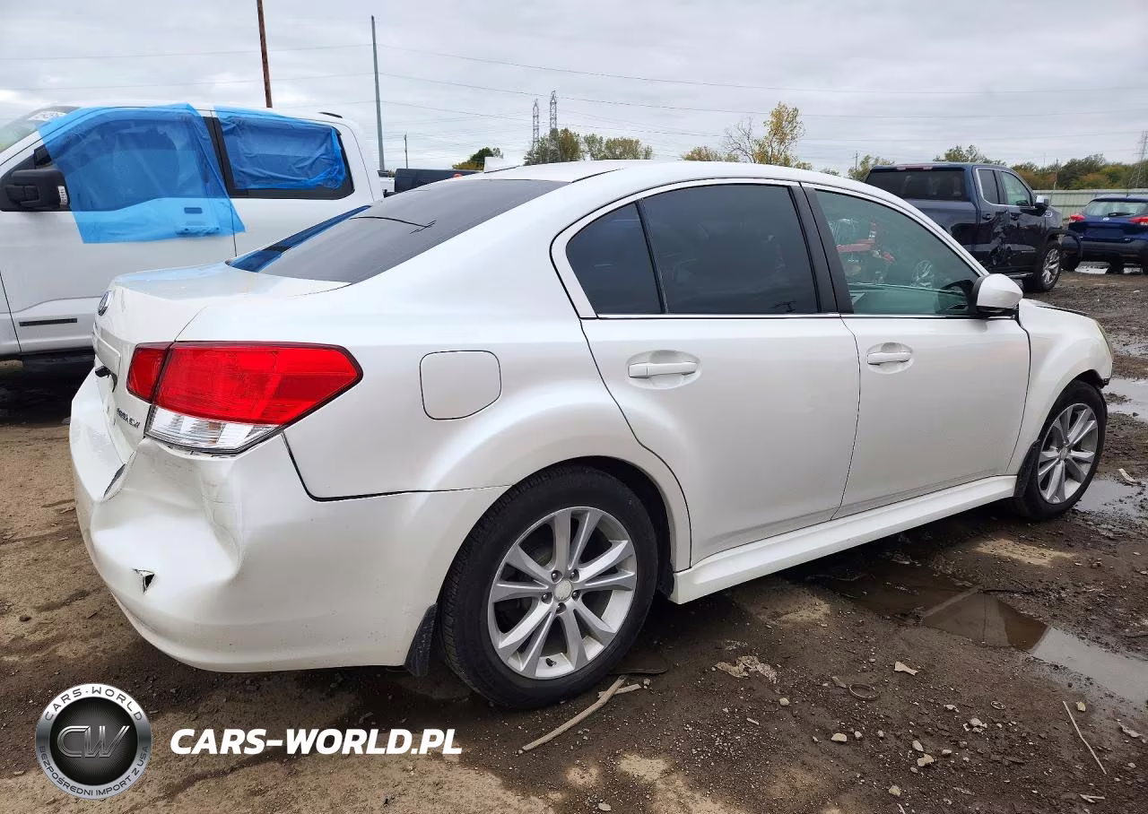 2014 Subaru Legacy 2.5I Premium VIN:4S3BMCC68E3025698 - 3