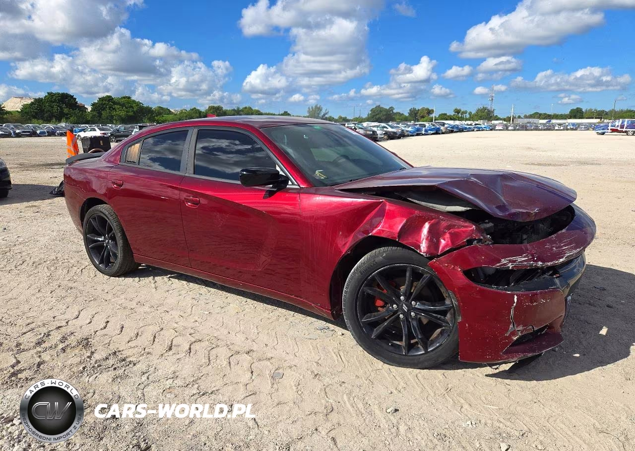 2018 Dodge Charger Sxt Plus VIN:2C3CDXHG8JH187081 - 4