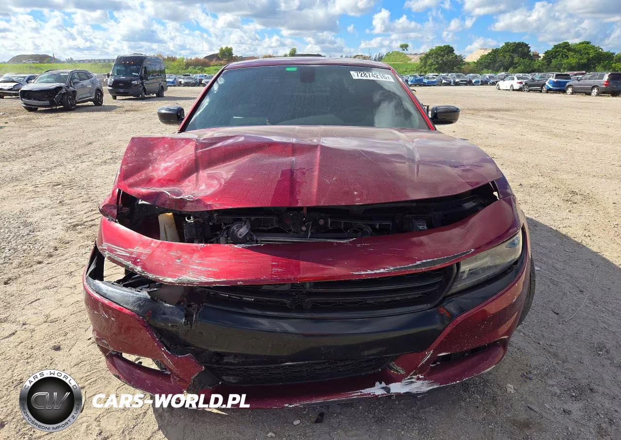 2018 Dodge Charger Sxt Plus VIN:2C3CDXHG8JH187081 - 5