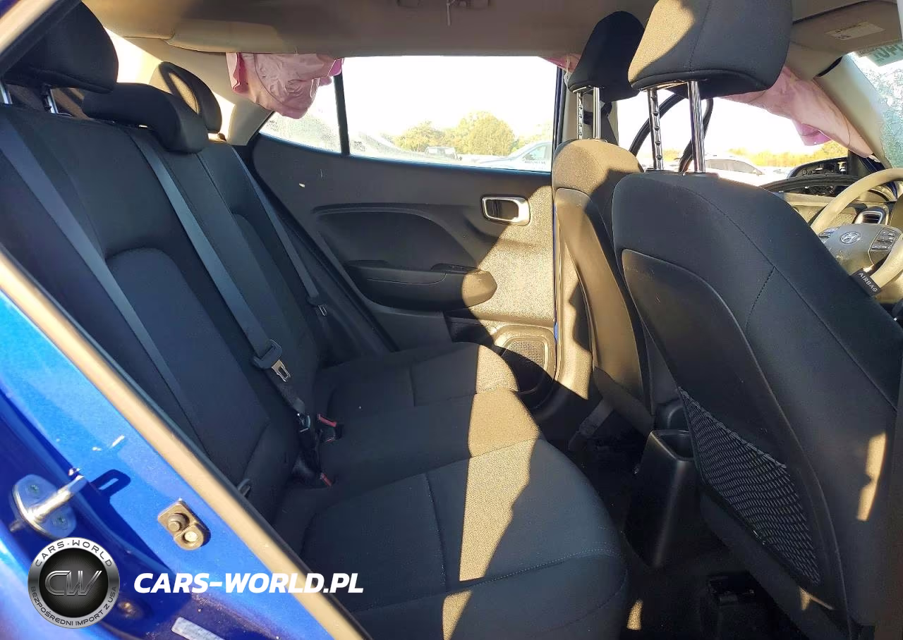 2022 Hyundai Venue Se VIN:KMHRB8A39NU180650 - 11