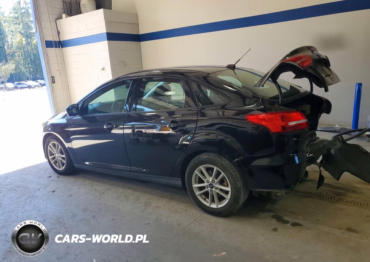 2018 Ford Focus Se VIN:1FADP3FE0JL266657 - 2