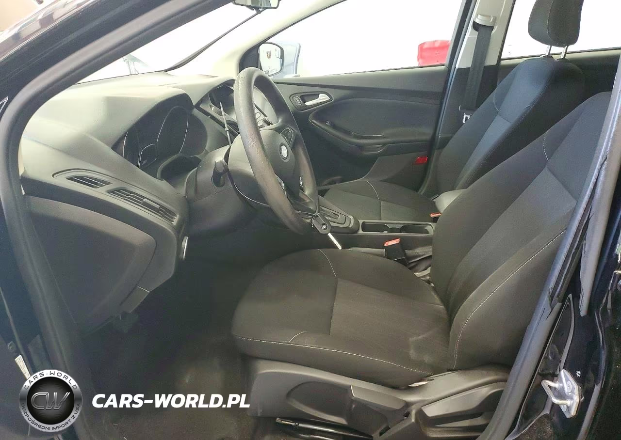 2018 Ford Focus Se VIN:1FADP3FE0JL266657 - 7