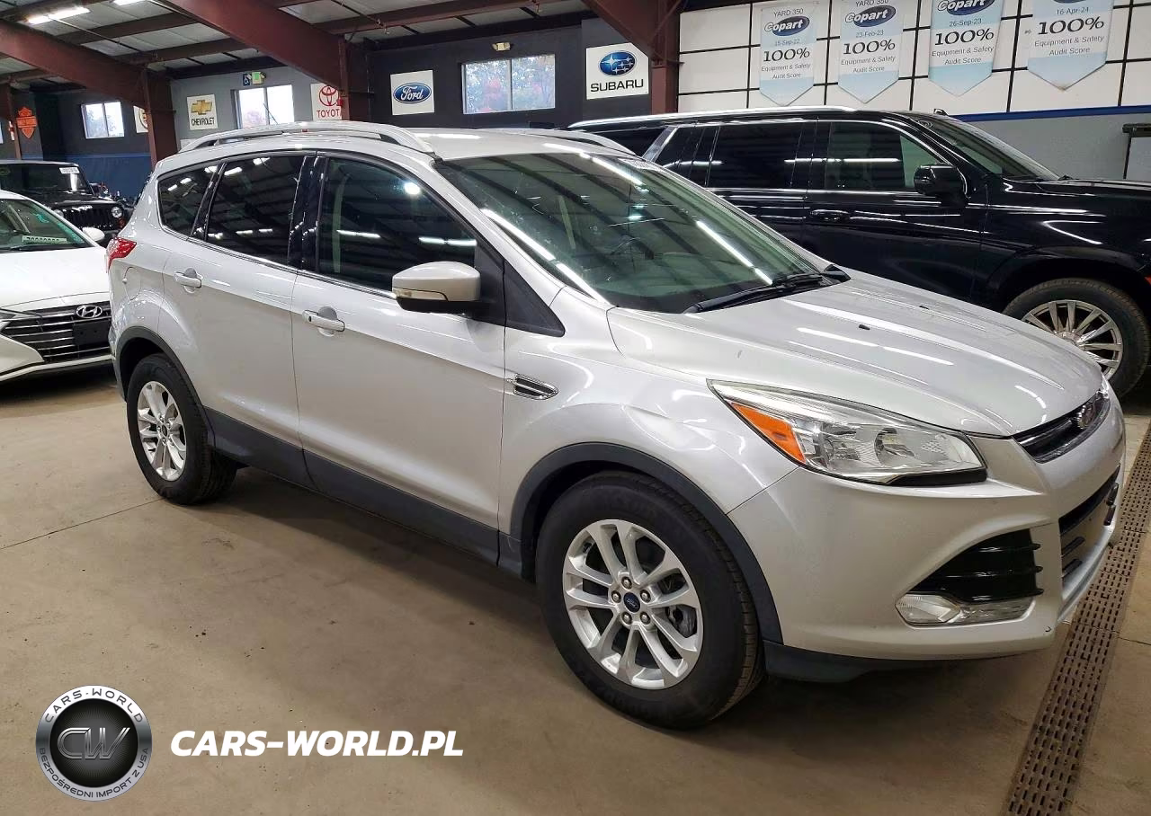 2016 Ford Escape Titanium VIN:1FMCU9JX9GUB42671 - 4