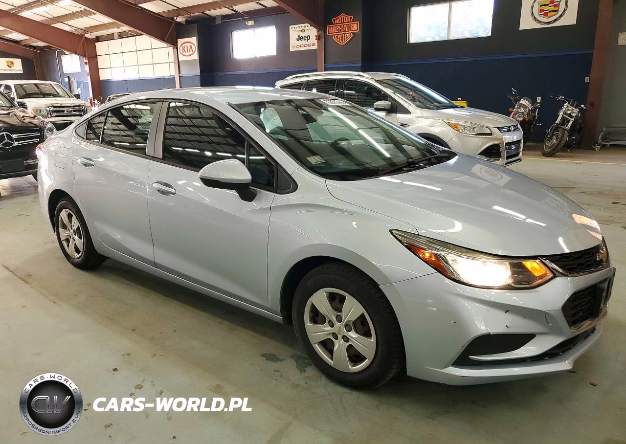 2017 Chevrolet Cruze Ls VIN:1G1BC5SM0H7166754 - 4