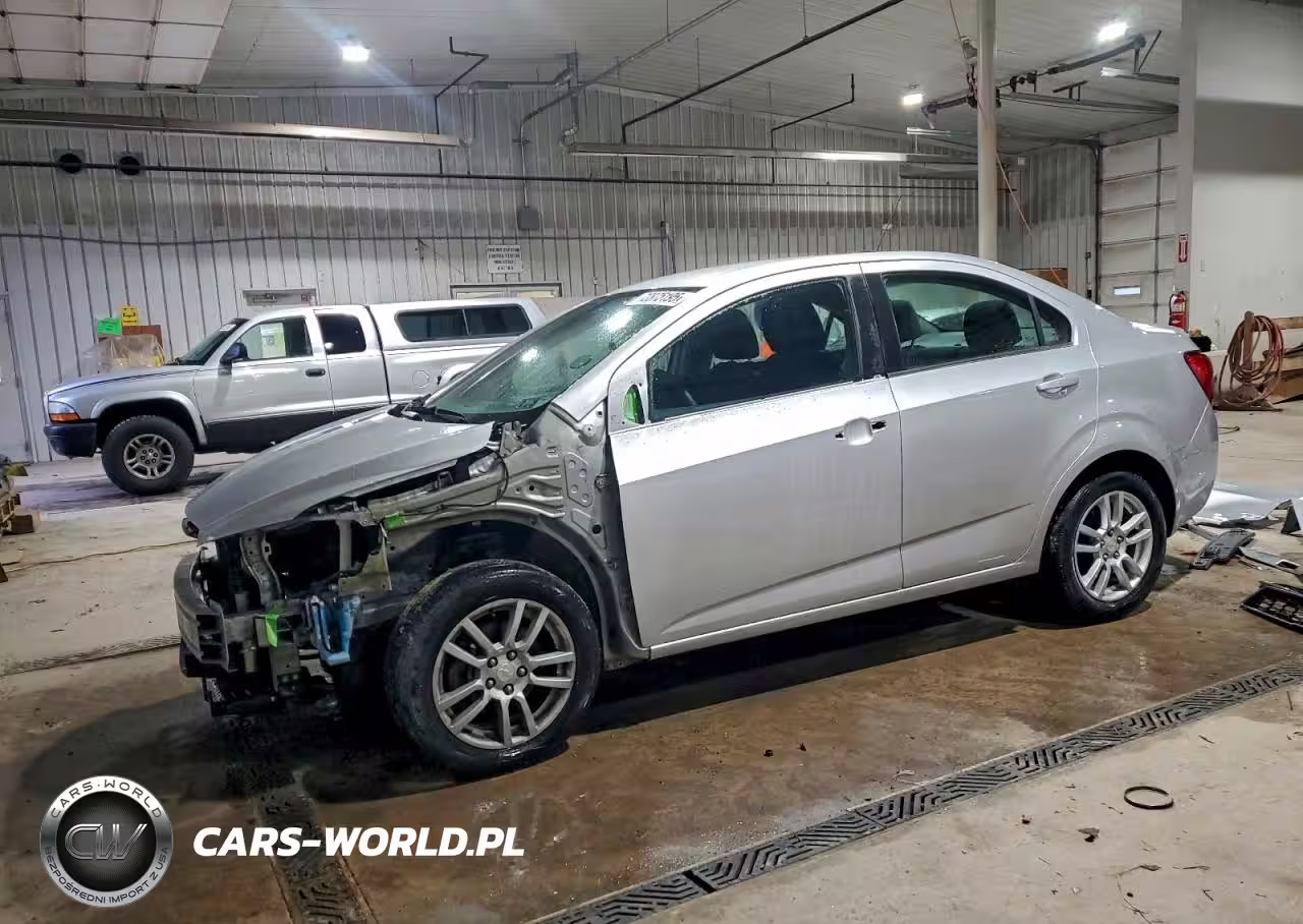 2015 Chevrolet Sonic Lt