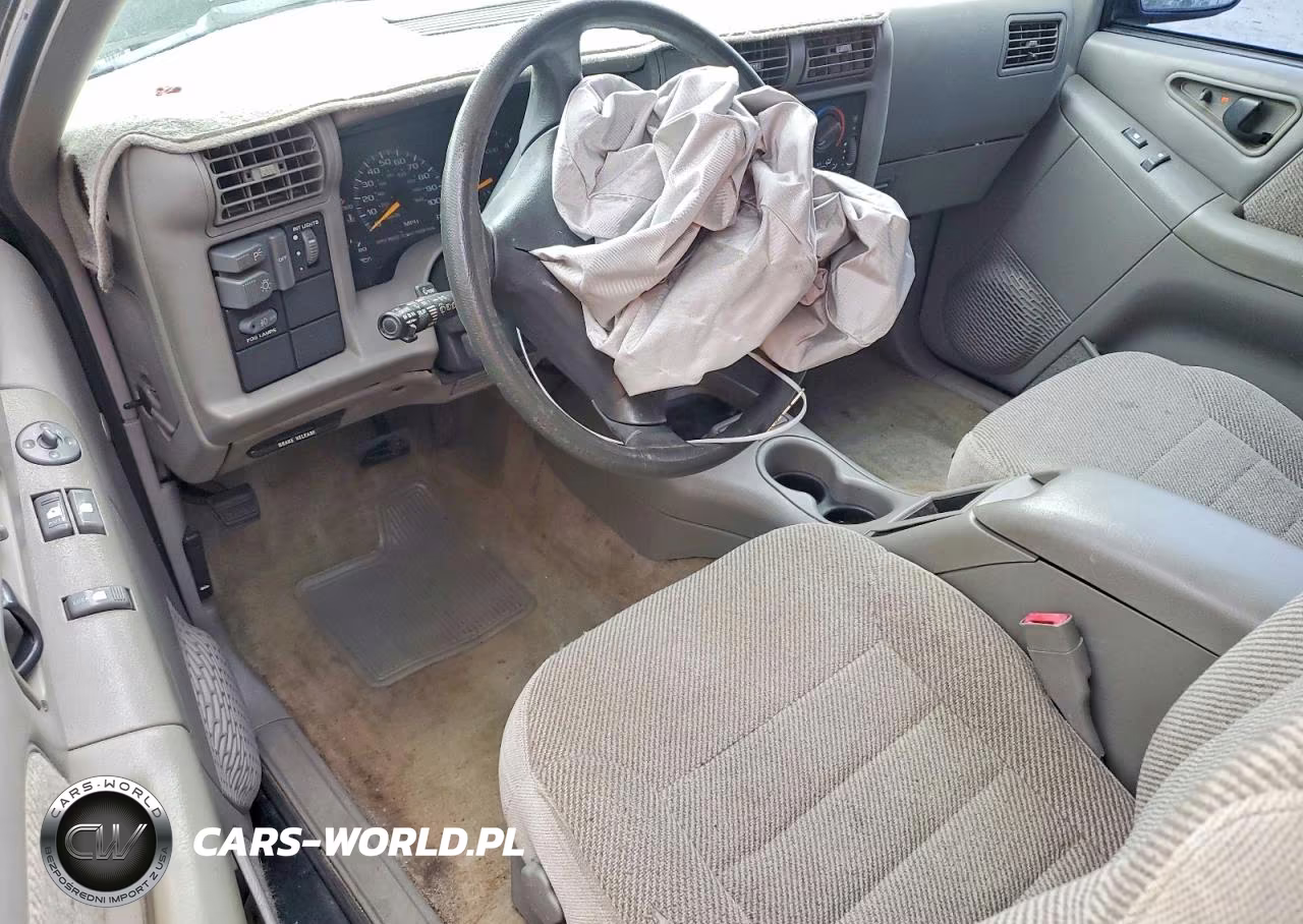 1996 Chevrolet S Truck S10 VIN:1GCCS14X6T8221077 - 8