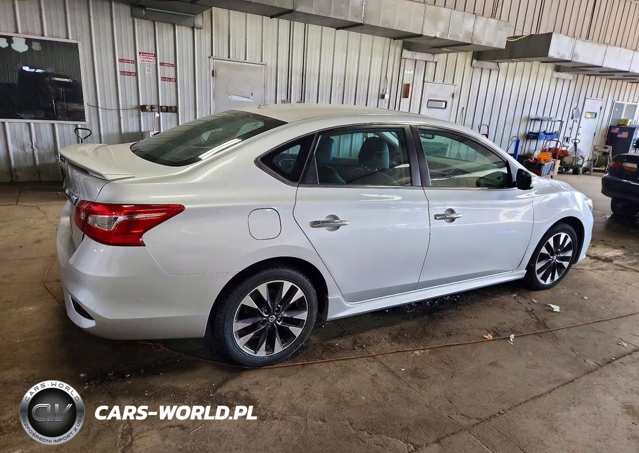 2017 Nissan Sentra Sr Turbo VIN:3N1CB7AP0HY335730 - 3
