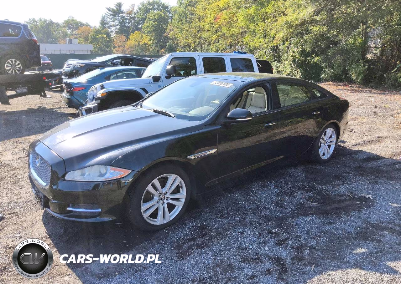 2011 Jaguar Xjl VIN:SAJWA2GB9BLV14782 - 1