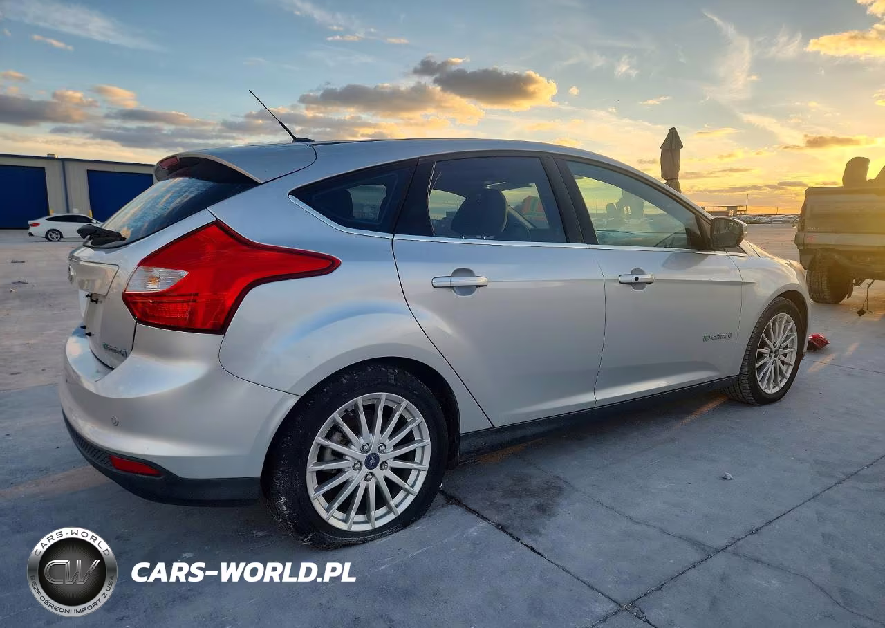 2013 Ford Focus Bev VIN:1FADP3R49DL165303 - 3