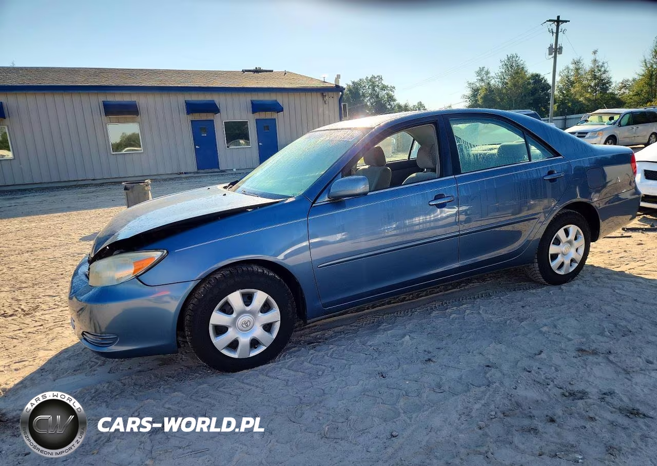 2003 Toyota Camry Le – zdjęcie 1 z 12