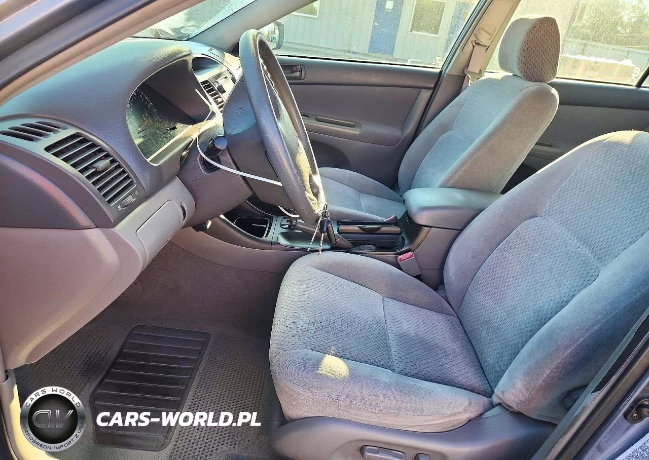 2003 Toyota Camry Le VIN:4T1BE32K13U708812 - 7