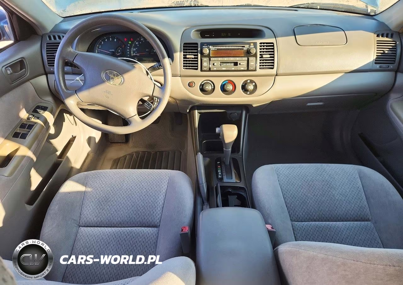 2003 Toyota Camry Le VIN:4T1BE32K13U708812 - 8