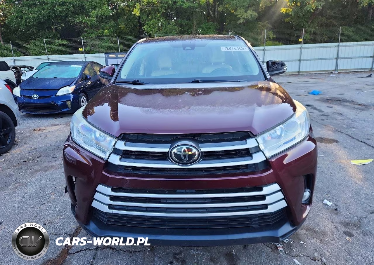 2019 Toyota Highlander Le Plus VIN:5TDZZRFH6KS332782 - 5