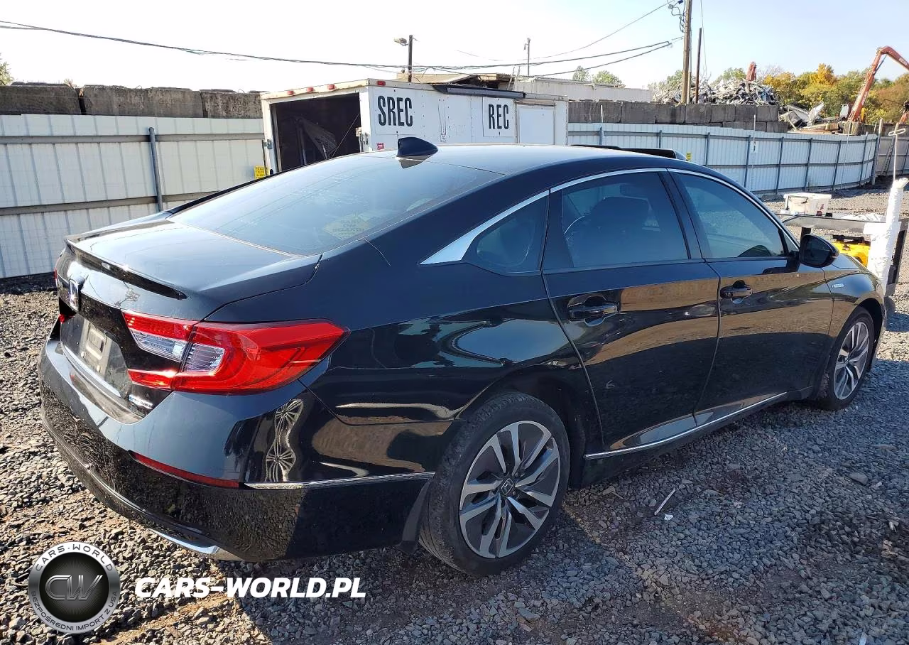 2018 Honda Accord Hybrid Exl VIN:1HGCV3F6XJA005862 - 3