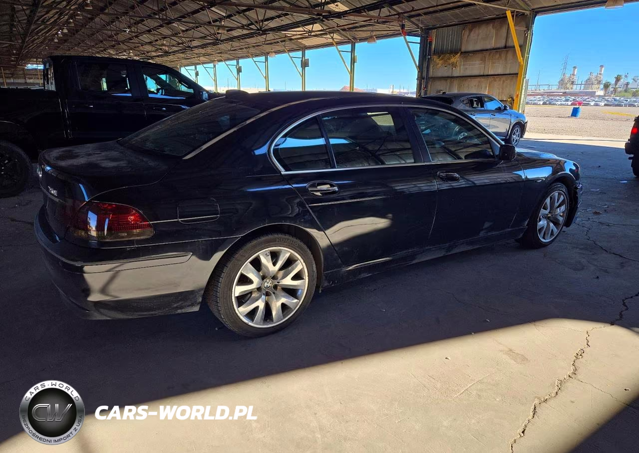 2007 BMW 750 VIN:WBAHN835X7DT73279 - 3