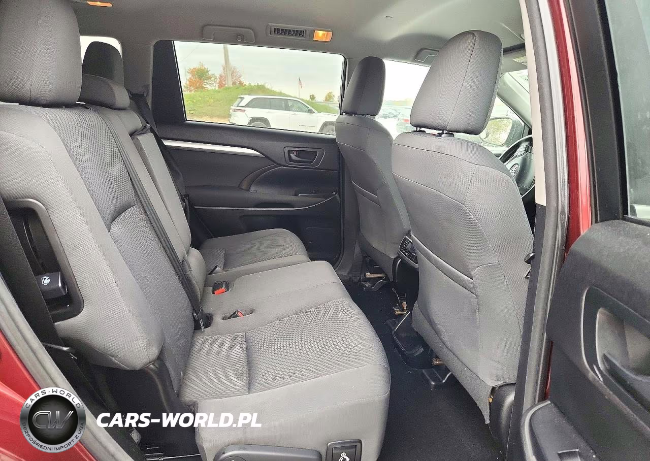 2015 Toyota Highlander Le VIN:5TDBKRFH4FS204990 - 11
