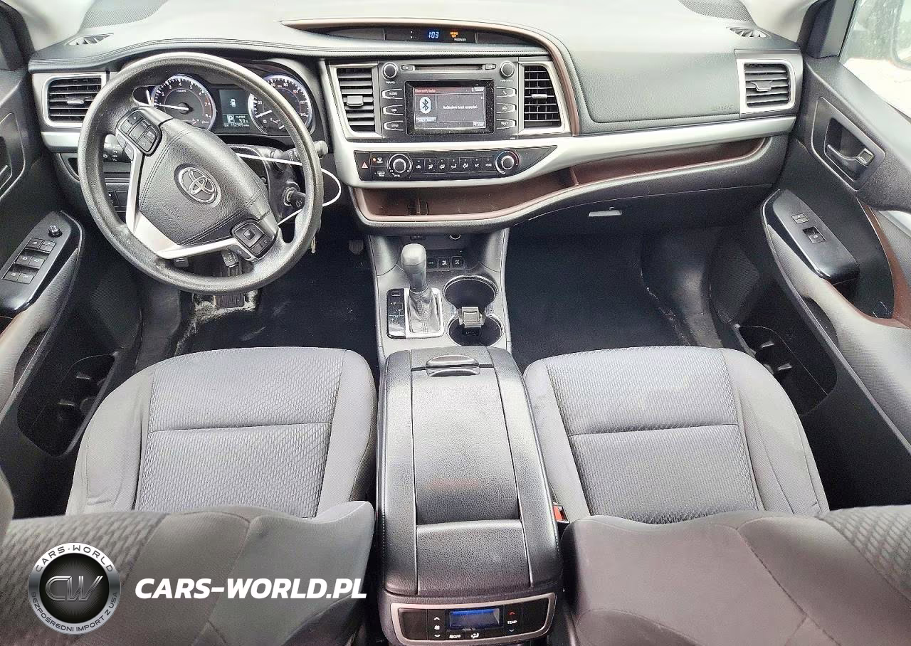 2015 Toyota Highlander Le VIN:5TDBKRFH4FS204990 - 8