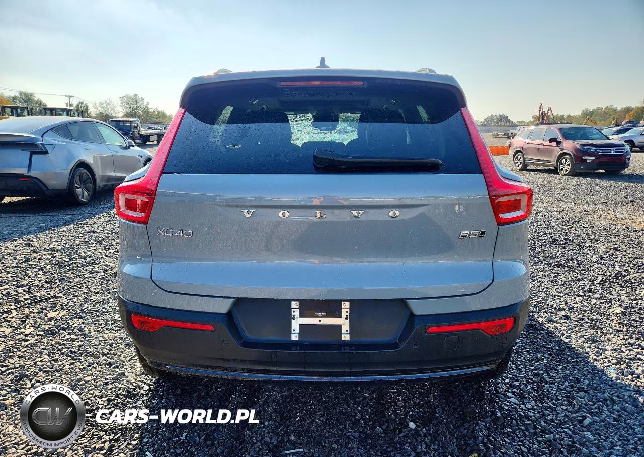 2025 Volvo Xc40 Ultra VIN:YV4L12UM8S2482515 - 6
