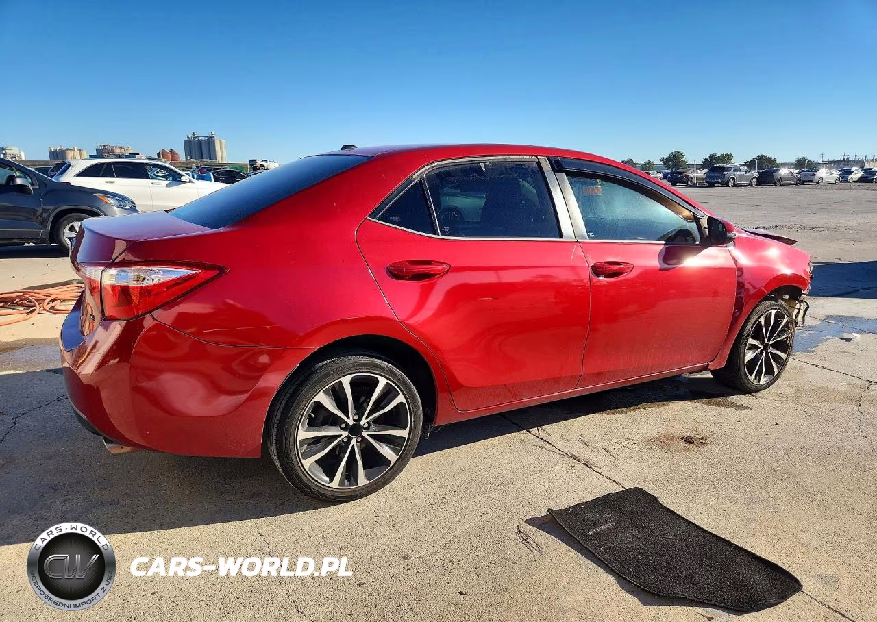 2017 Toyota Corolla Se VIN:5YFBURHE4HP596958 - 3