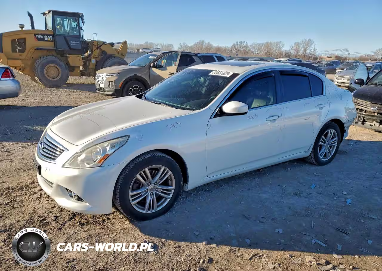 2013 Infiniti G37
