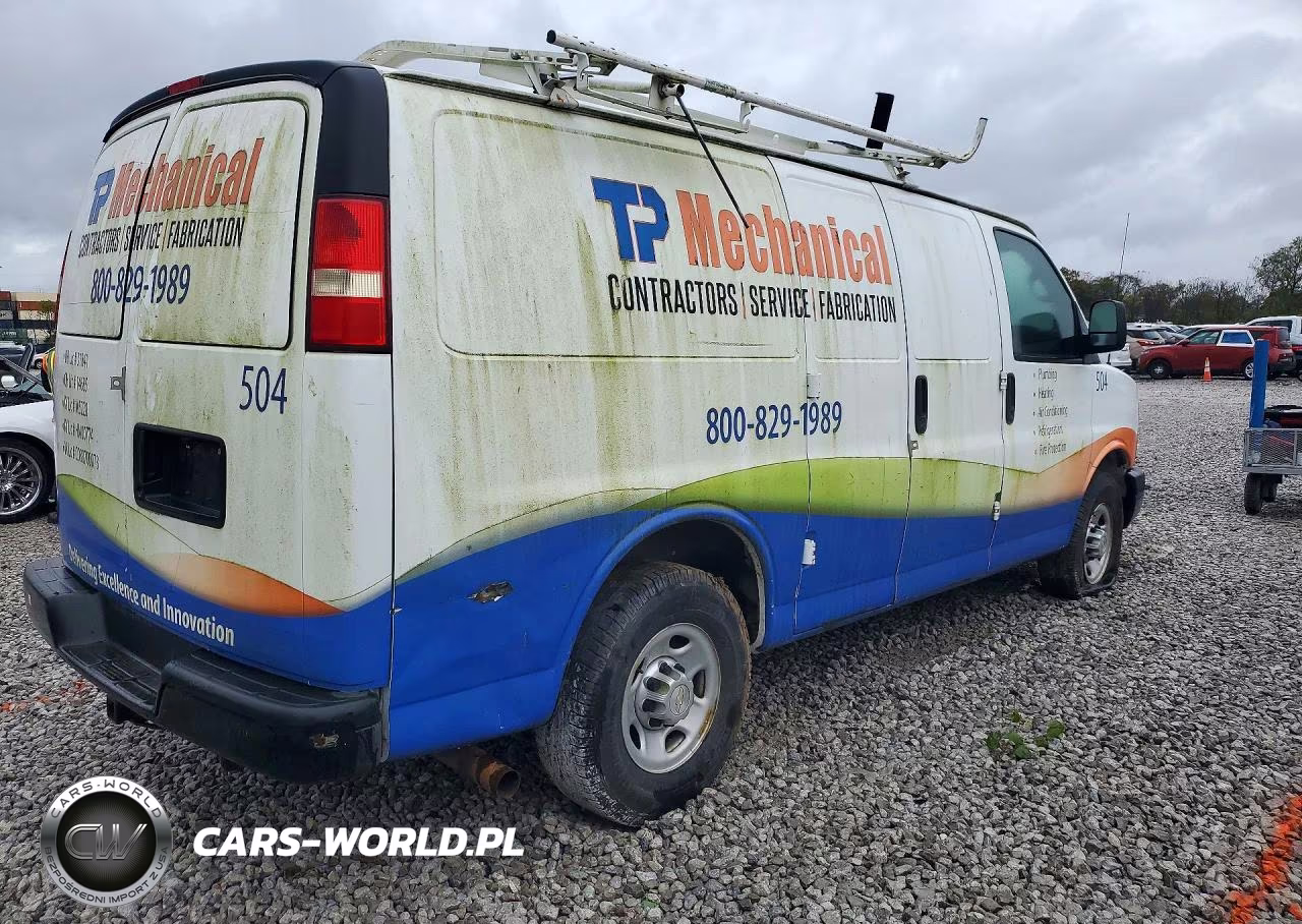 2014 Chevrolet Express G2500 VIN:1GCWGFCA6E1156641 - 3