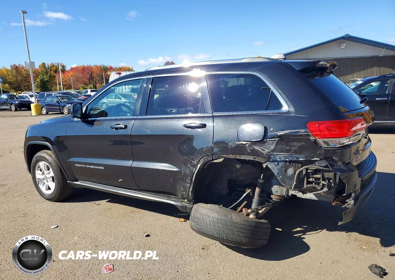 2015 Jeep Grand Cherokee Laredo VIN:1C4RJFAG8FC731513 - 2
