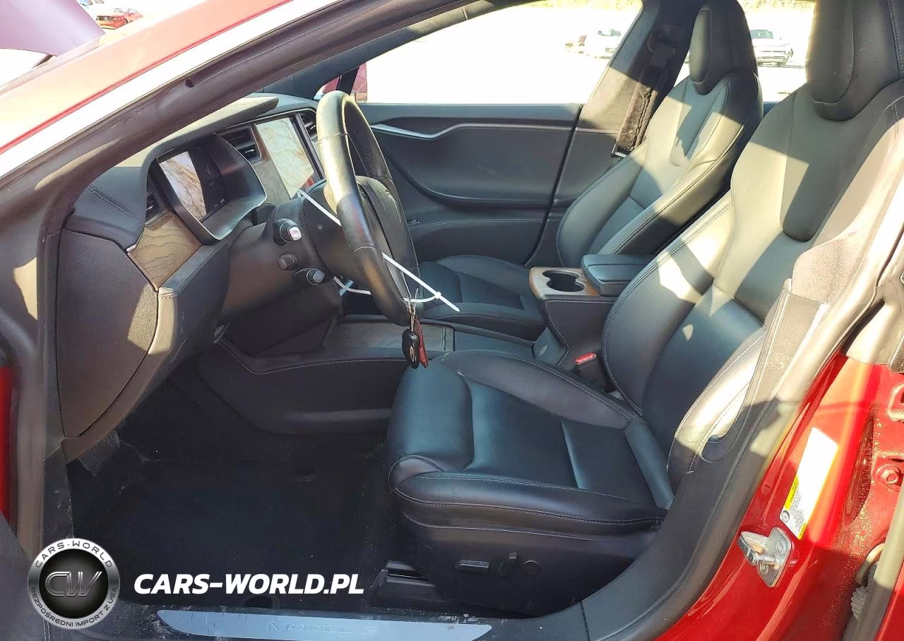 2020 Tesla Model S VIN:5YJSA1E21LF399898 - 7