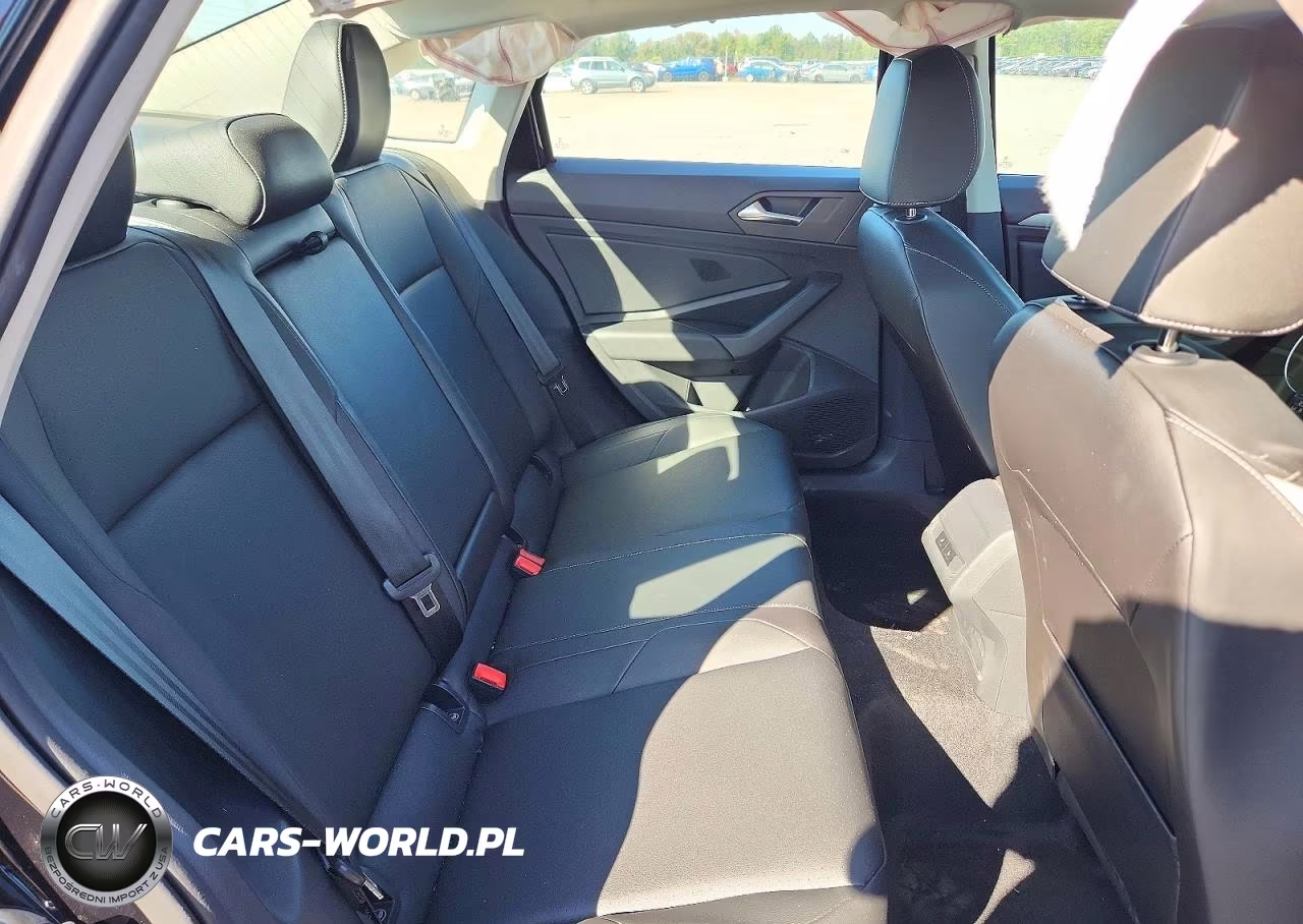 2019 Volkswagen Jetta S VIN:3VWC57BU8KM123713 - 10