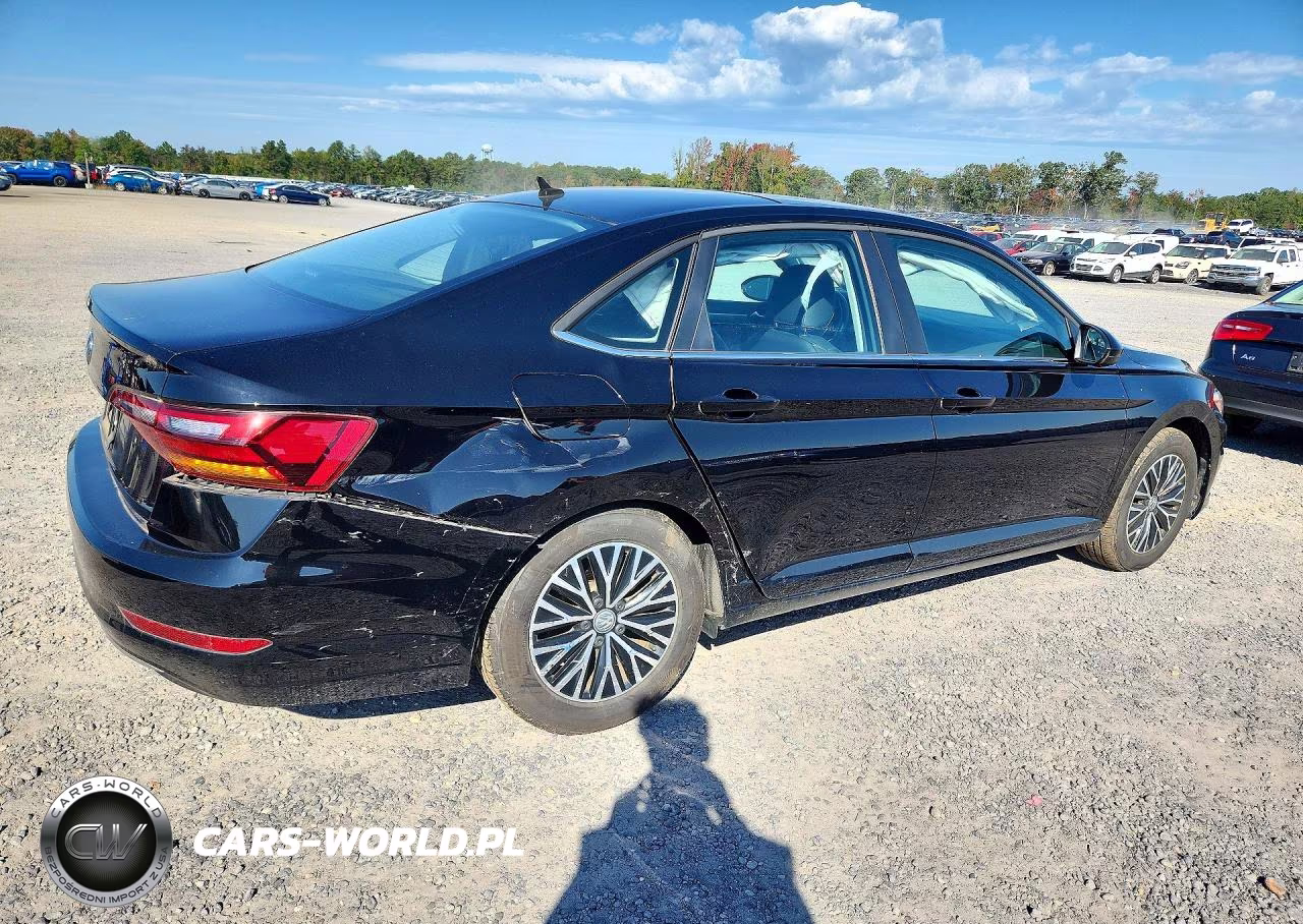 2019 Volkswagen Jetta S VIN:3VWC57BU8KM123713 - 3