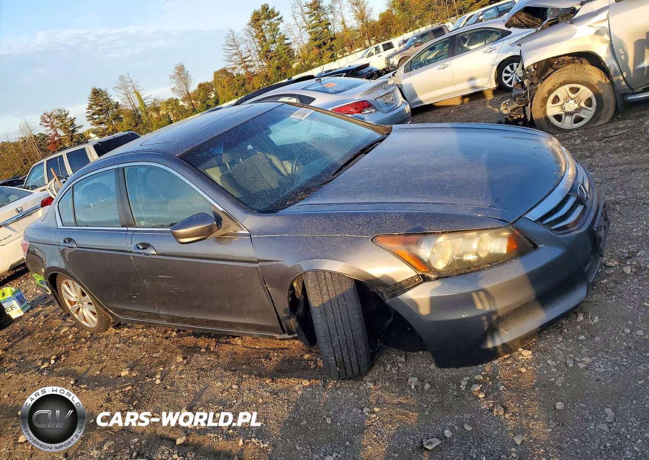 2011 Honda Accord Ex VIN:1HGCP2E77BA012106 - 4