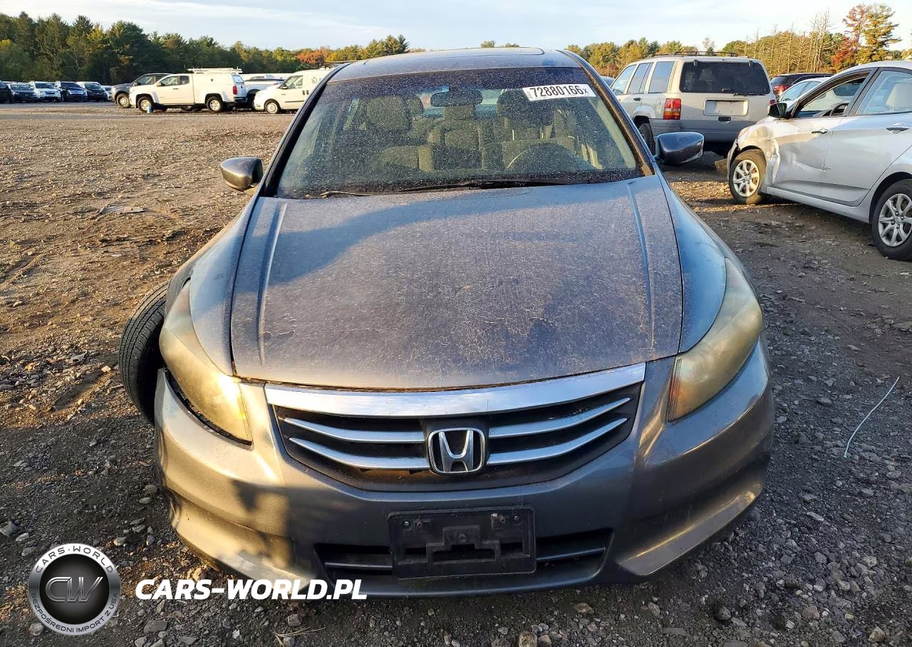 2011 Honda Accord Ex VIN:1HGCP2E77BA012106 - 5