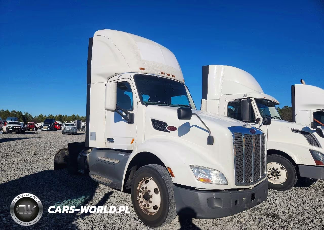 2020 Peterbilt 579 Semi Truck