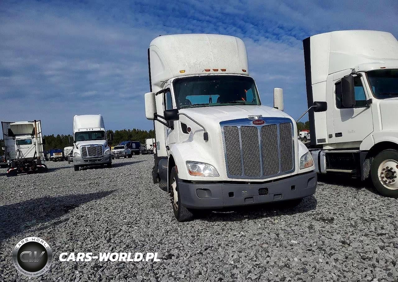2020 Peterbilt 579 Semi Truck VIN:1XPBA48X7LD685611 - 9