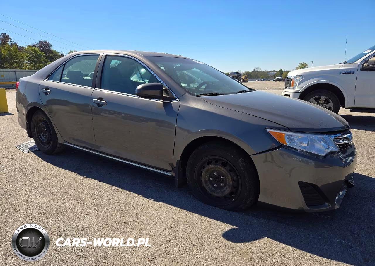 2014 Toyota Camry Le VIN:4T4BF1FK7ER388688 - 4